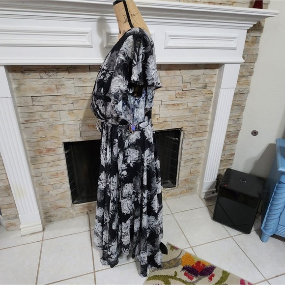 NW Night Way black white floral asymmetrical hem maxi dress plus size‎ 18W new - Picture 6 of 9